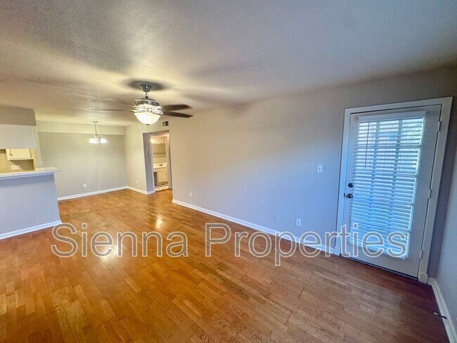 Building Photo - 4159 Steck Ave
