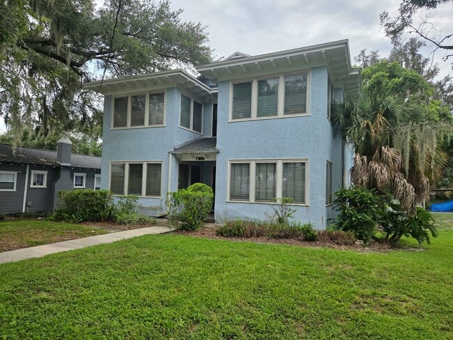 Building Photo - 211 E Park St