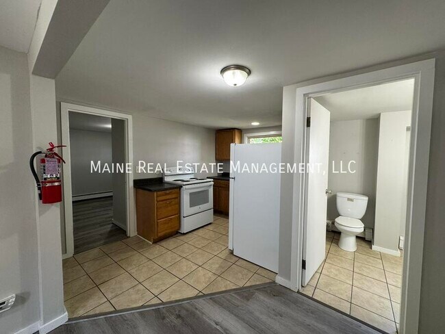 Foto del edificio - 206 Maine Ave