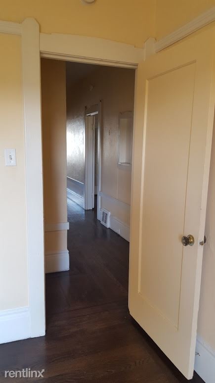Building Photo - 3 br, 1 bath House - 1539 Shafter Street