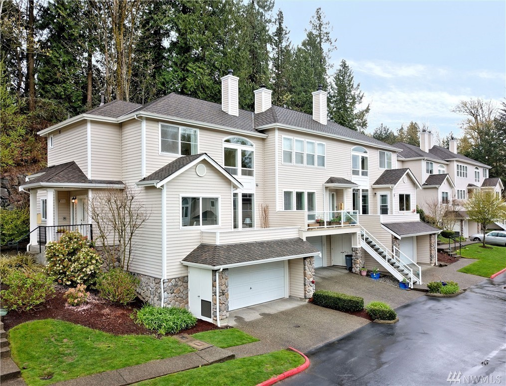 Primary Photo - 9820 Riverbend Dr