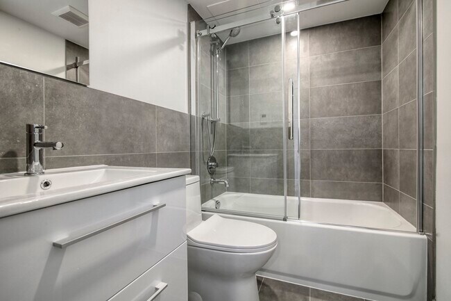 Photo du bâtiment - 1975 Maisonneuve Blvd W