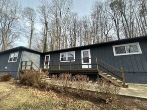 Building Photo - 238 Sunset Ave