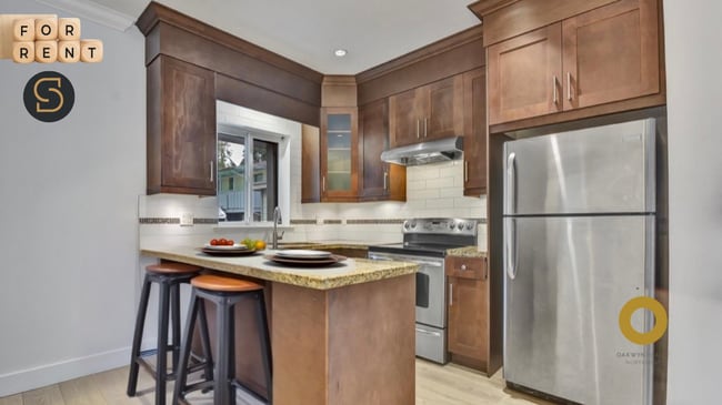 Building Photo - 1430 Bewicke Av