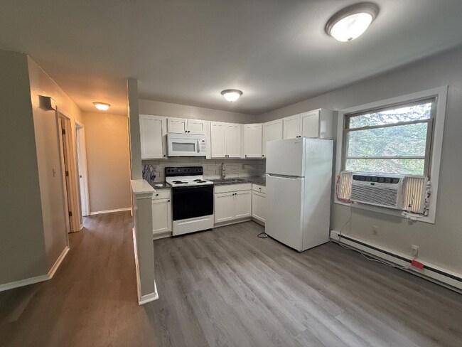 Foto del edificio - 2918 Sunnyside Dr