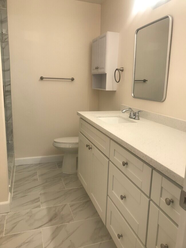 Foto del edificio - 1230 Horn Ave