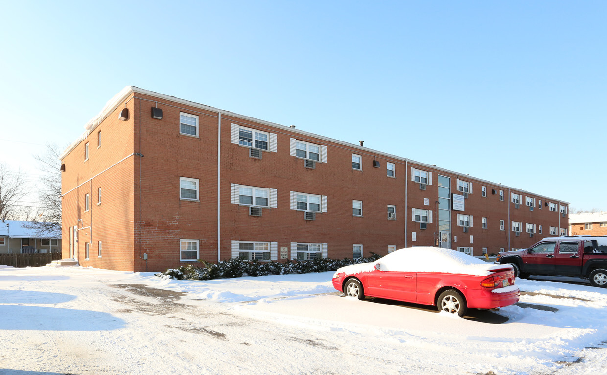 Foto principal - 4739 Hilton Ave