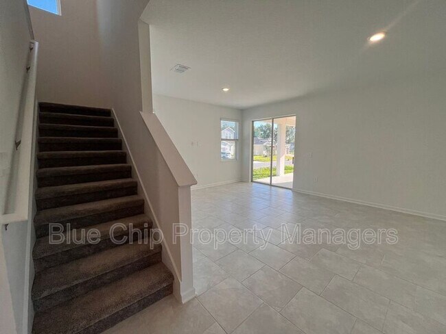 Foto del edificio - 3223 Country Side Dr