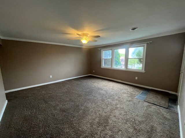 Building Photo - 141 Vista Dr