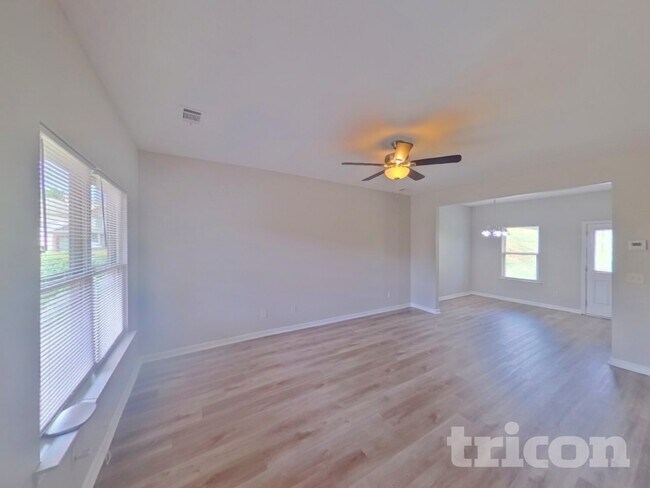 Foto del edificio - 30 Wyndham Ct