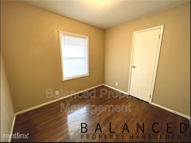 Foto del edificio - 3508 SE 10th St