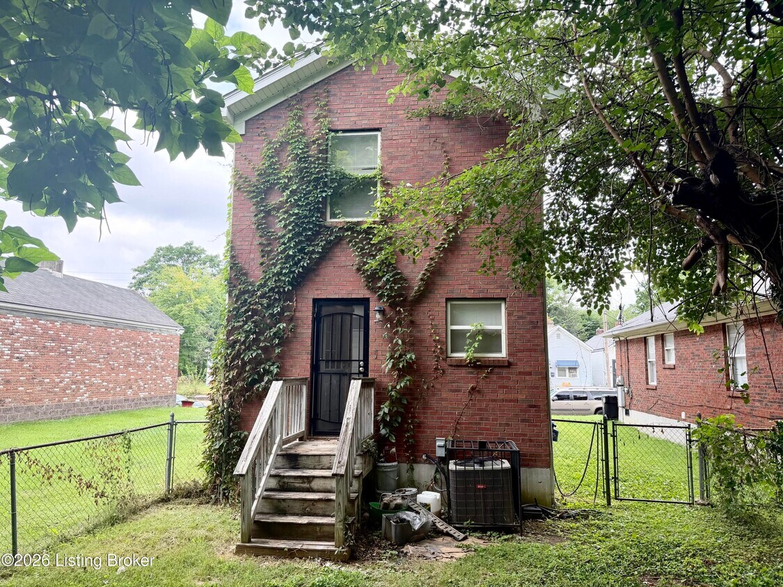 Building Photo - 653 S 23rd St