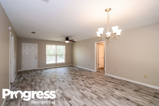 Building Photo - 2383 Dundee Ct E