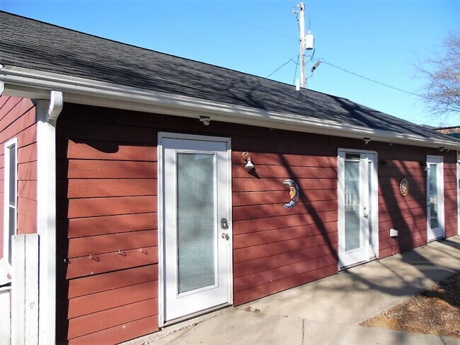Foto del edificio - Madison Street Quarters - 1 bedroom 1 bath studio