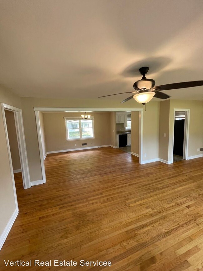 Building Photo - 3 br, 2 bath House - 2606 1/2