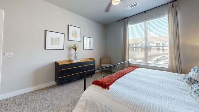 Foto del edificio - 24002 Colonial Pkwy