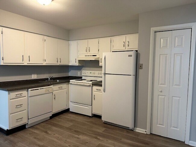 Foto del edificio - 6890 Clearfield St