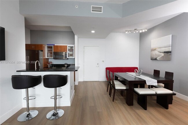 Building Photo - 18800 NE 29th Ave