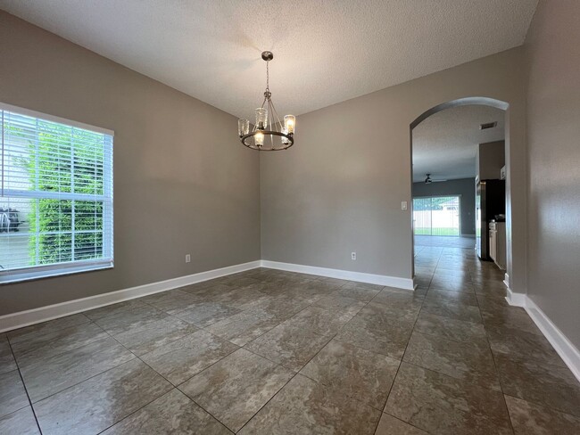 Building Photo - Lake Nona ~ Newly Renovated 4 bed / 2 bath...