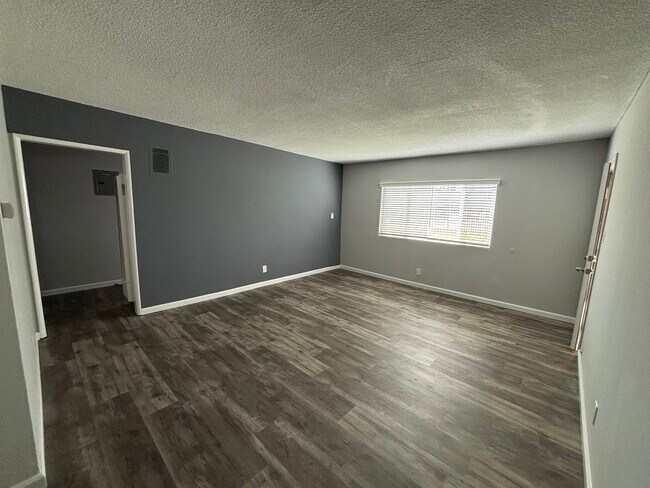 Building Photo - 3313 Artesia Blvd