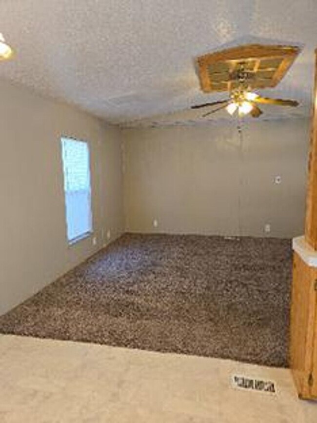 Foto del edificio - STUDENTS WELCOME! Old Town Fort Collins 3 Bed 2 Bath Mobile Home - Great Location