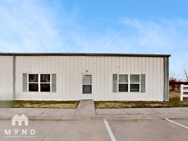 Building Photo - 4892 Masch Branch Rd