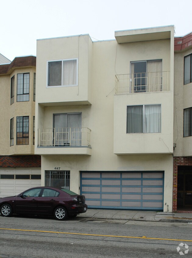 Building Photo - 447 25th Ave