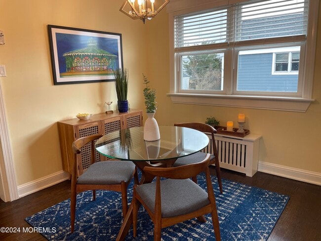 Building Photo - 302 Deal Lake Dr