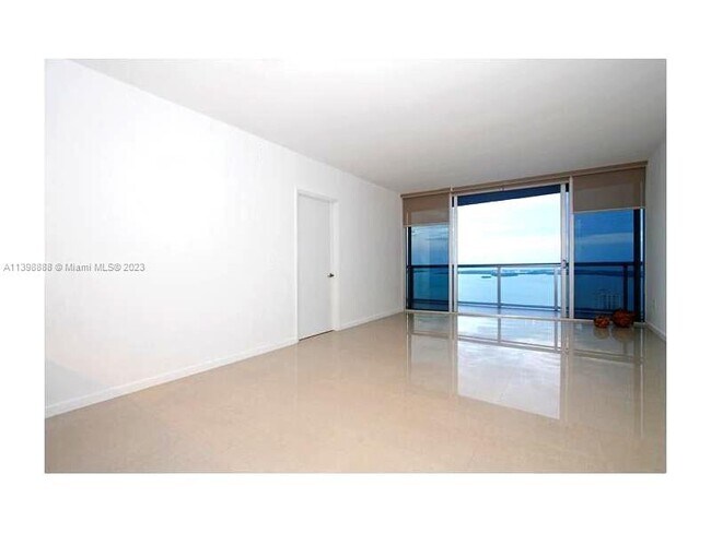 Foto del edificio - 465 Brickell Ave