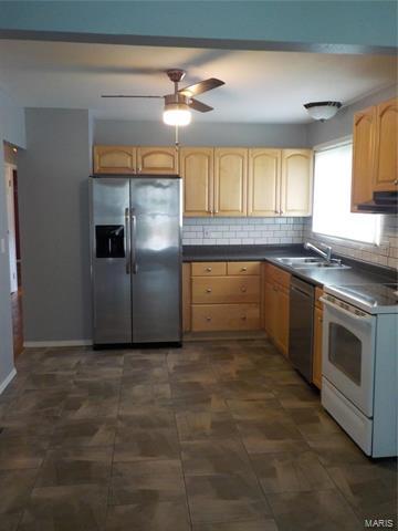 Building Photo - 1227 Parody Ln