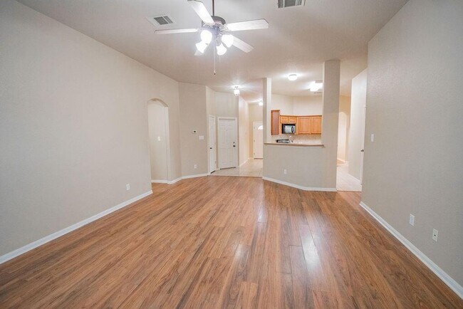 Building Photo - 312 Pheasant Ridge Dr