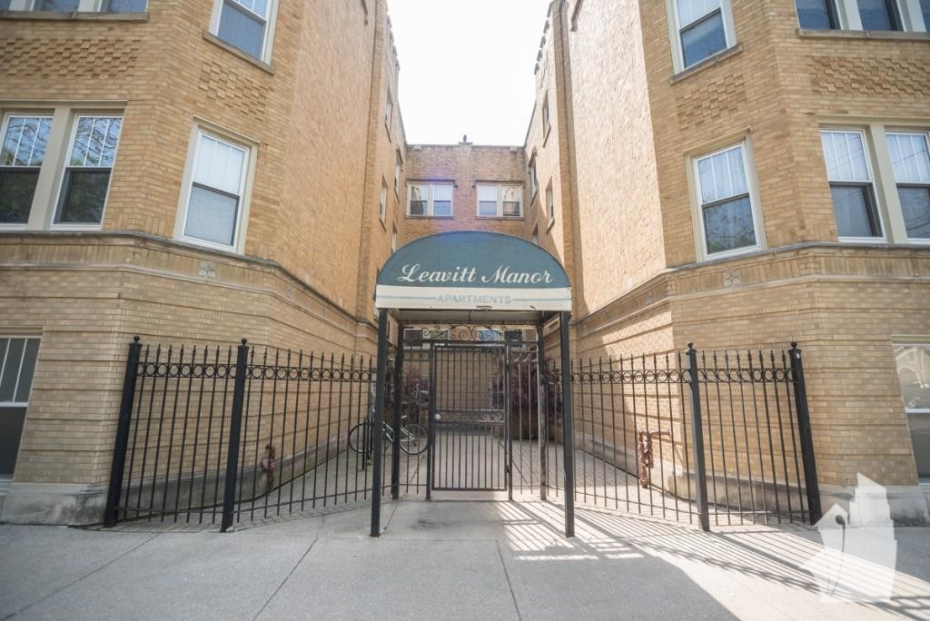 Primary Photo - 5208 N Leavitt St