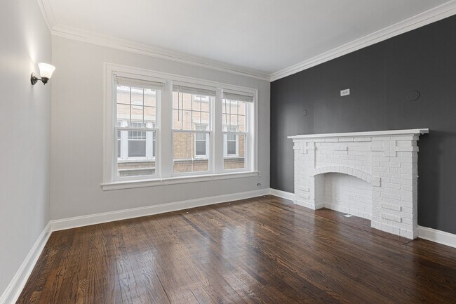 Foto del edificio - 1100 W Glenlake Ave