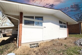 Building Photo - 3130 Balsamridge Dr