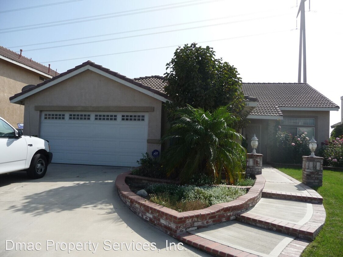 Primary Photo - 4 br, 2 bath House - 2844 Tumbleweed