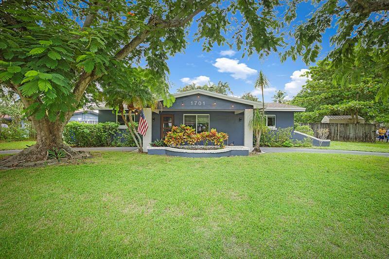 Primary Photo - 1701 SW 32nd Ct
