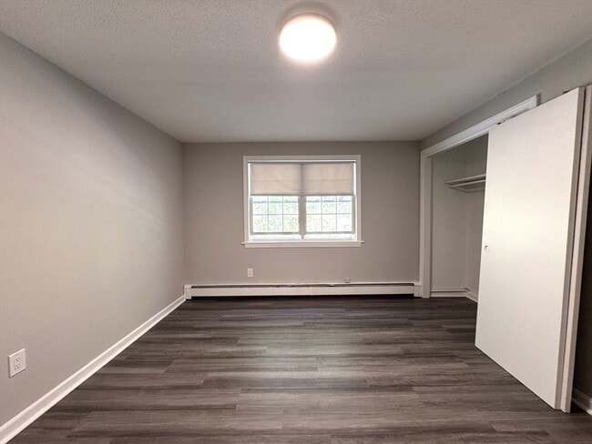 Building Photo - 4 Dodge Rd