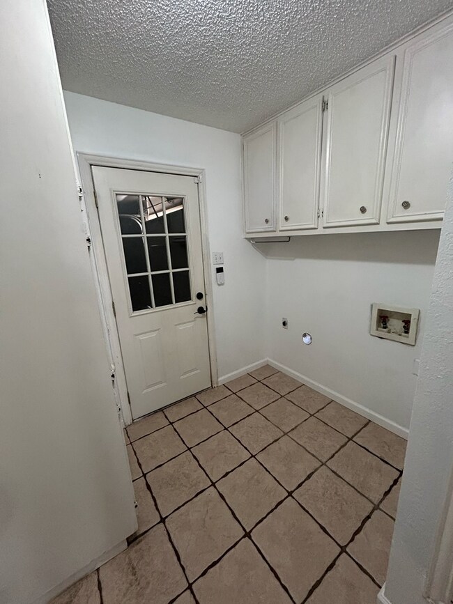Foto del edificio - 2839 Wildwood Ave