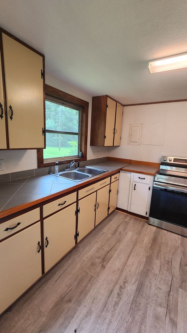 Foto del edificio - 3 Bedroom 1 Bathroom House