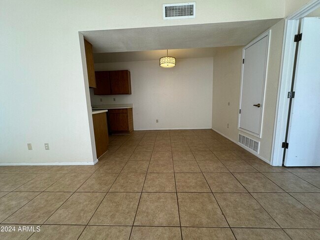 Building Photo - 5307 Paseo Cielo