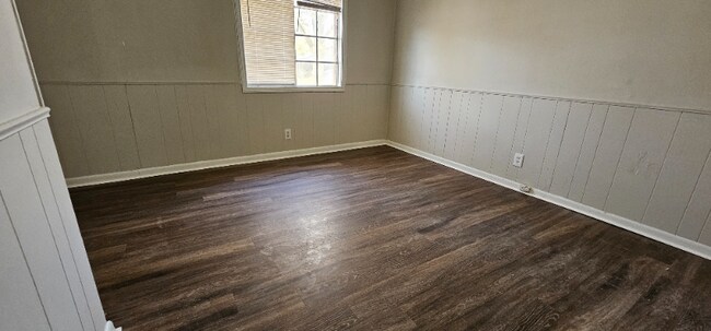 Foto del edificio - 4223 Kenosha Rd