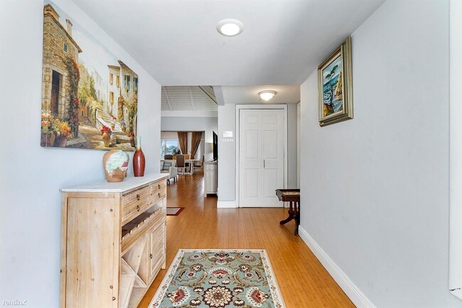 Foto del edificio - 4 br, 3 bath House - 6205 Orchard Tree Ln