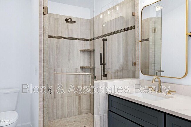 Foto del edificio - 100 Kirkeenan Cir