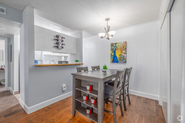 1 habitación, 1 baño, 745 pies cuadrados, comedor - Country Village Apartments