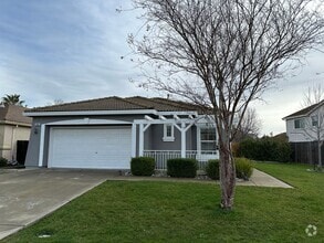 Building Photo - 3295 Rivermont St