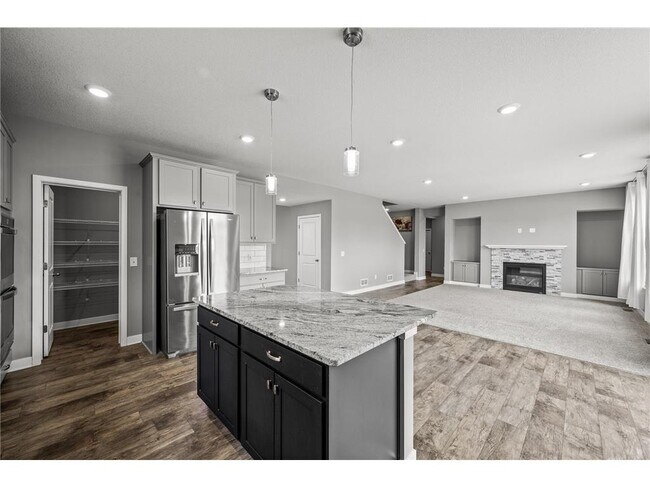 Foto del edificio - 14313 Dallas Ln N
