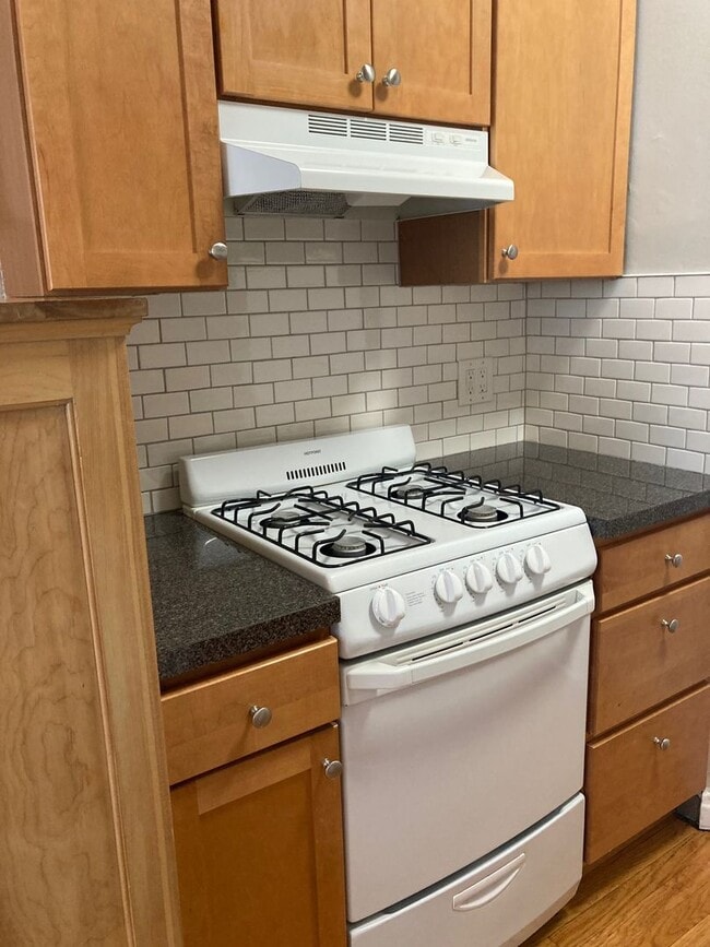 Foto del edificio - Edgewater Studio with Heat and Cooking Gas...