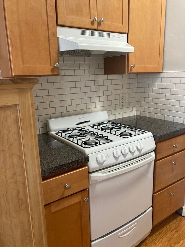 Foto del edificio - Edgewater Studio with Heat and Cooking Gas...