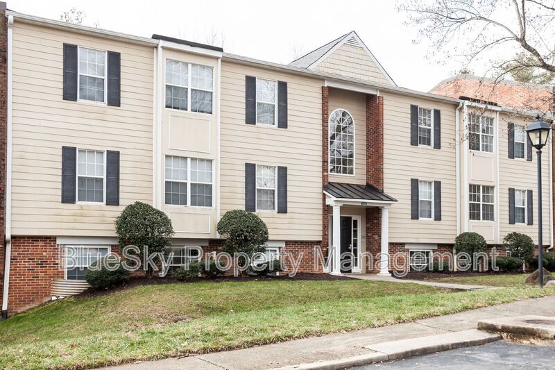 1221 Villa Ln Unit B, Charlottesville, VA 22903 Condo for Rent in