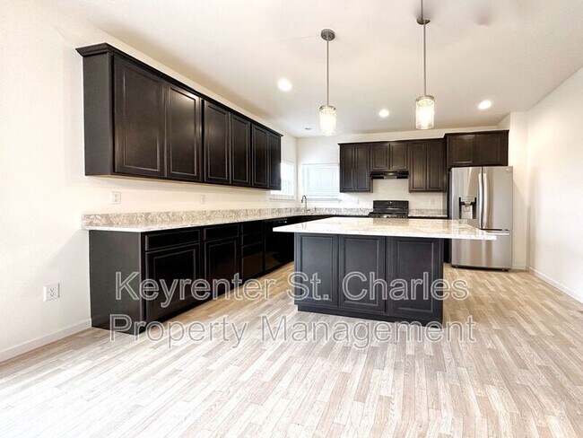 Building Photo - 353 Juanita McKee Dr